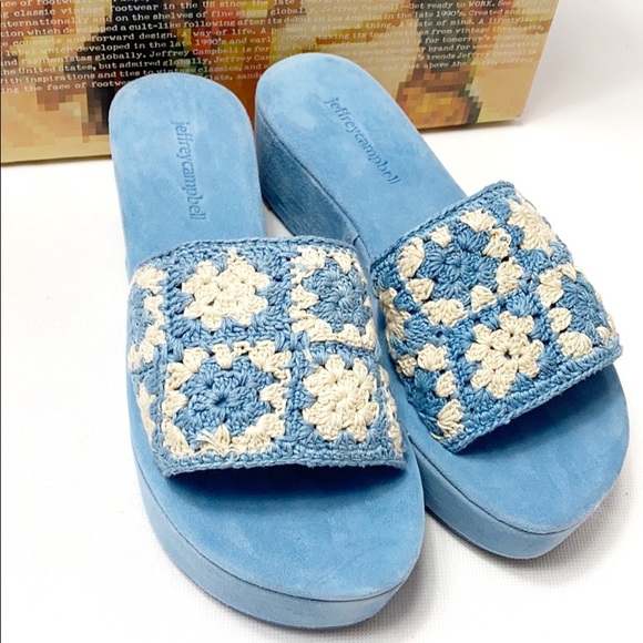 Jeffrey Campbell Mix-up blue crochet suede sandals - Picture 2 of 7